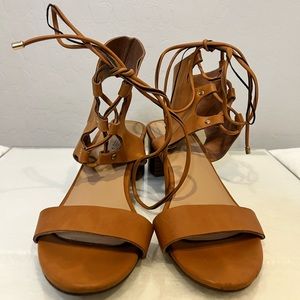 Brand: Breckelle’s, size: 7.5, color: caramel